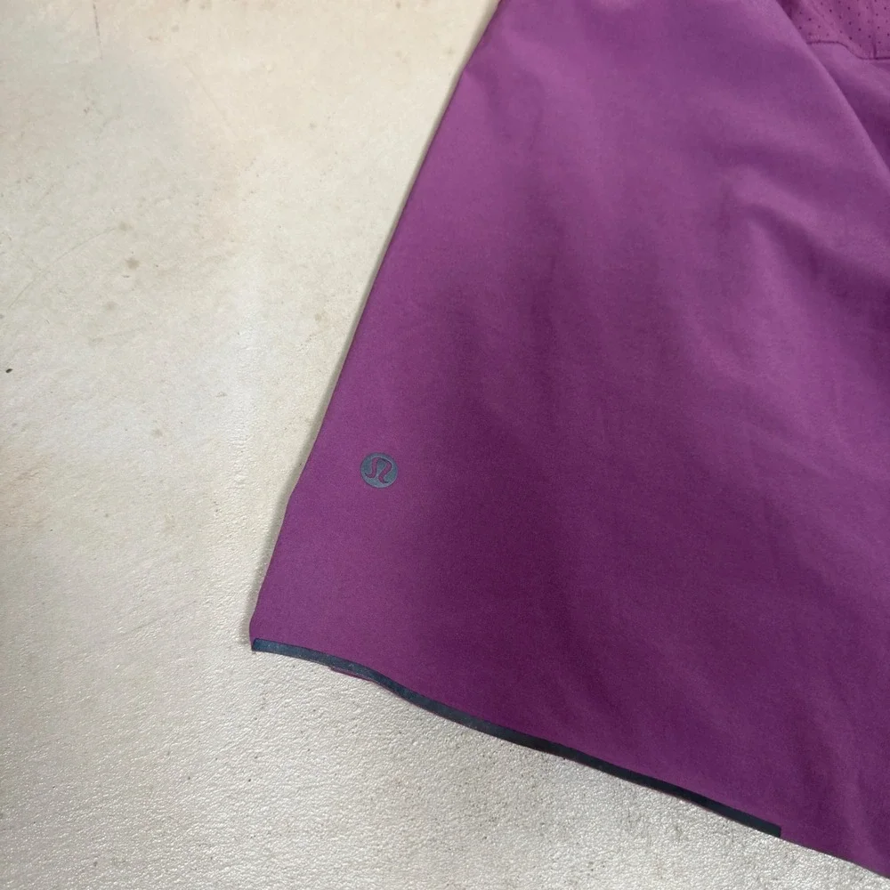 lululemon athletica lightweight athletic